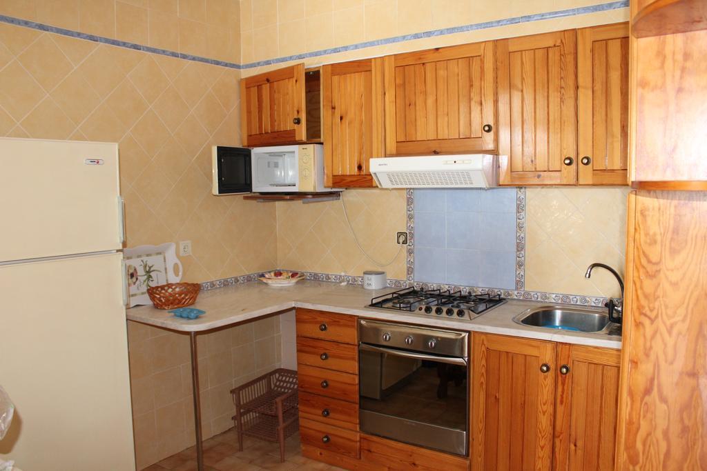 Rustic Old Town Apartment อัลบูเฟรา ภายนอก รูปภาพ