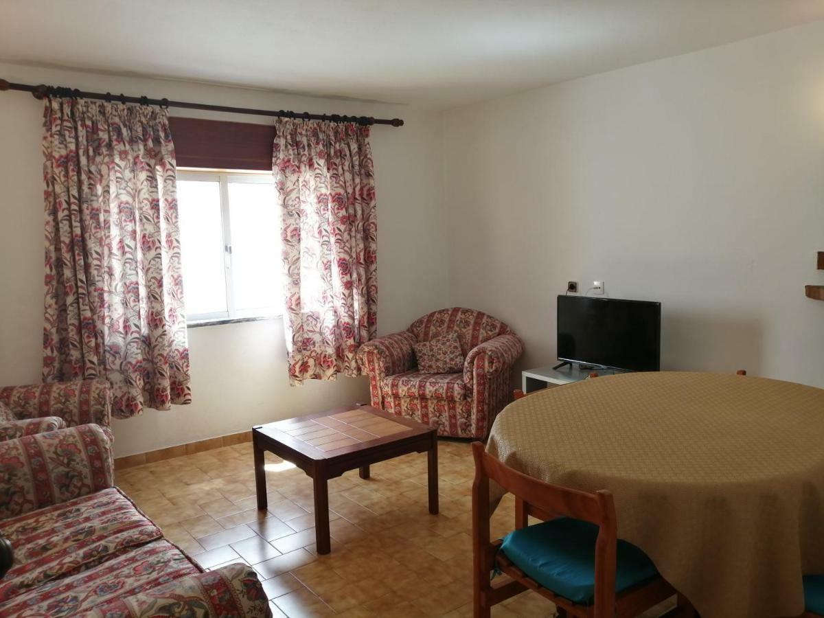 Rustic Old Town Apartment อัลบูเฟรา ภายนอก รูปภาพ